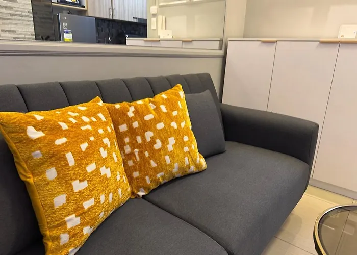 Of Mari In Shore 2 Residences 10107 Near Airport, Sm Moa, Us Embassy By Prime Moa * Manila