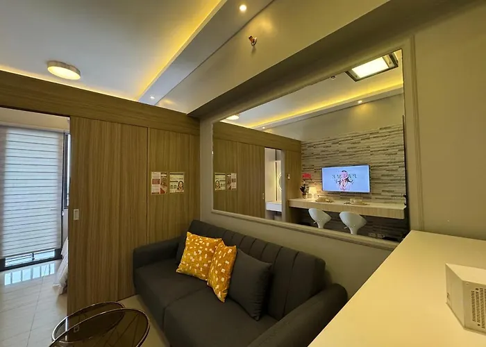 Of Mari In Shore 2 Residences 10107 Near Airport, Sm Moa, Us Embassy By Prime Moa Apartment Manila
