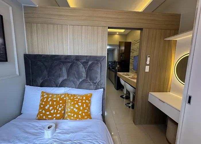 Of Mari In Shore 2 Residences 10107 Near Airport, Sm Moa, Us Embassy By Prime Moa